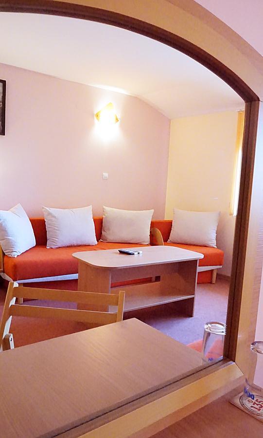 Hotel Restaurant Vodenitsata เบอร์โควิทซา ภายนอก รูปภาพ